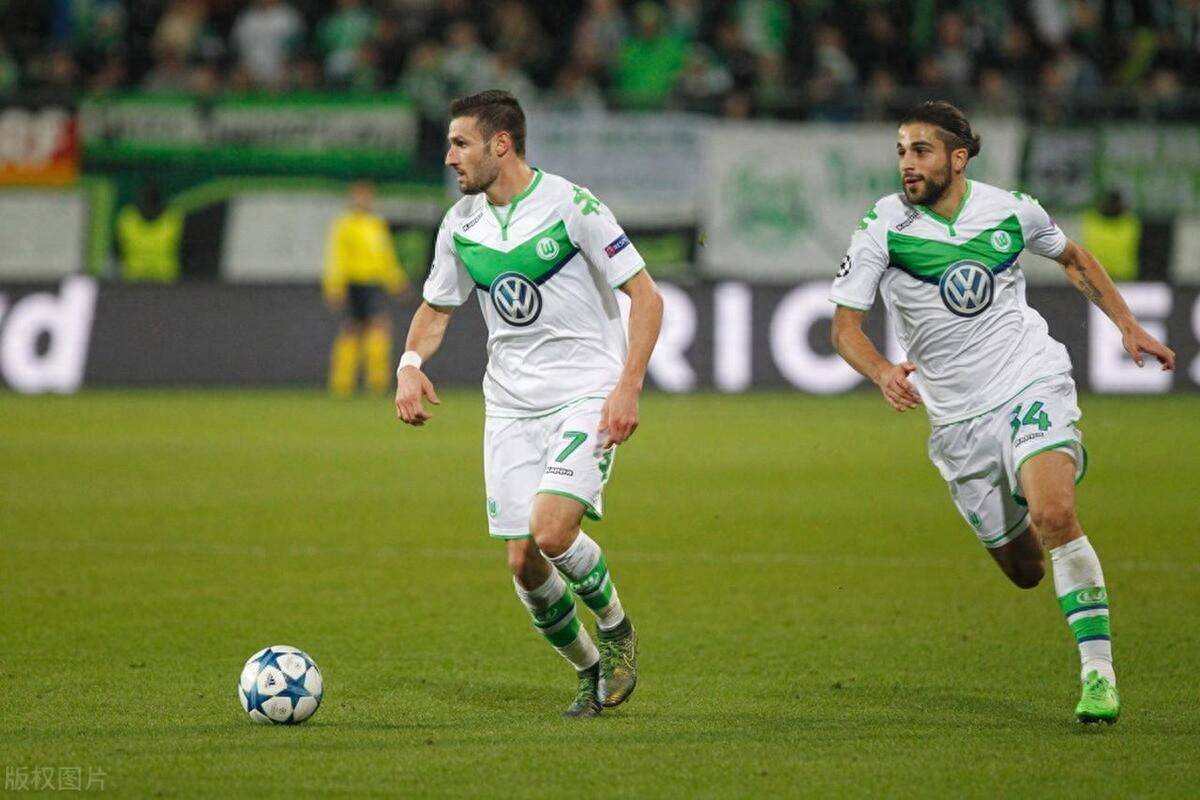 沃尔夫斯堡客场不敌不莱梅,积分榜位置下滑 沃尔夫斯堡客场不敌不莱梅,积分榜位置下滑