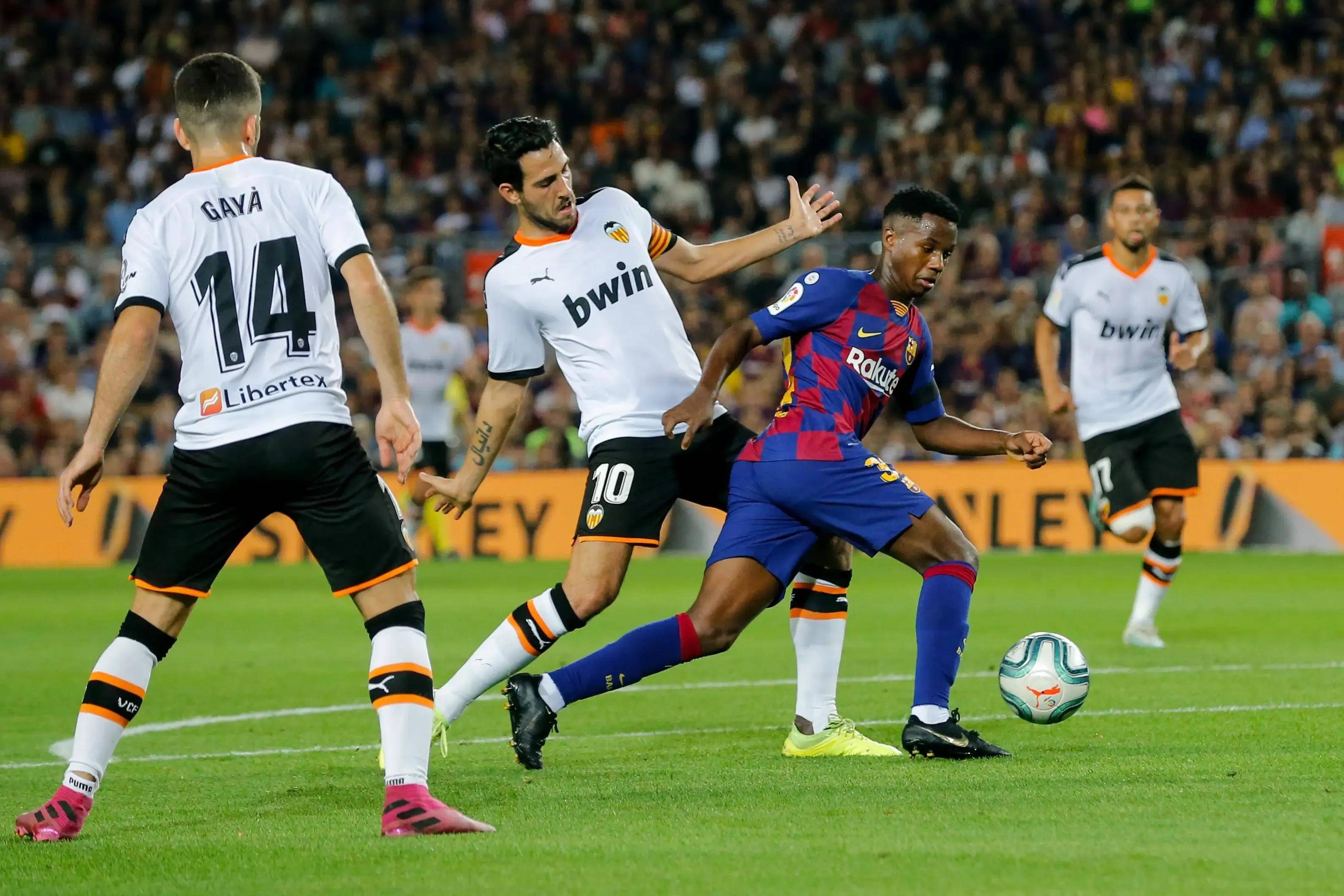 爱体育官方网站-巴塞罗那战胜对手,实现全胜战绩,欧冠中继续领跑