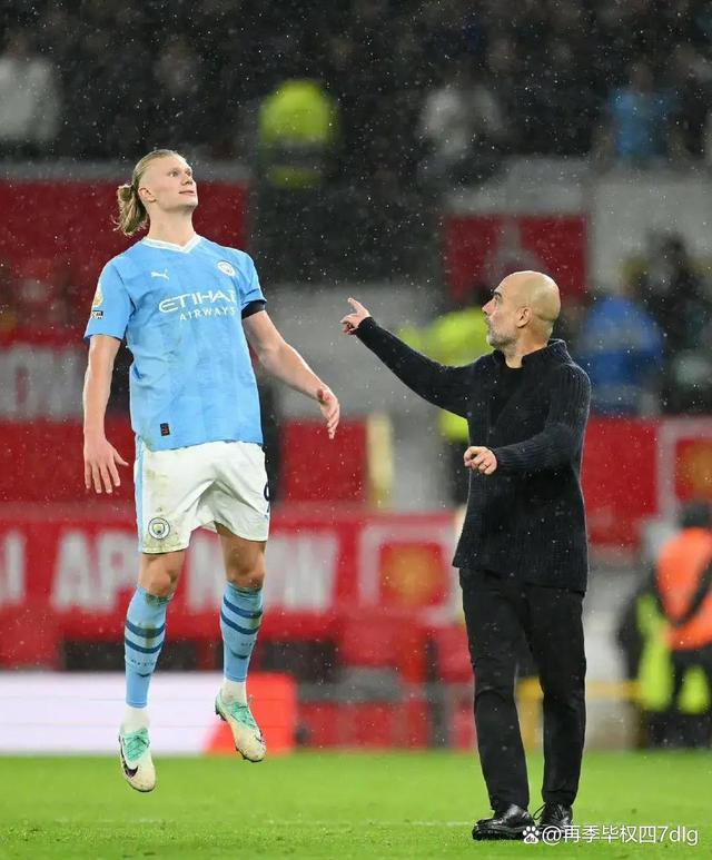 两队对决成焦点,实力碰撞引发关注 两队对决成焦点,实力碰撞引发关注