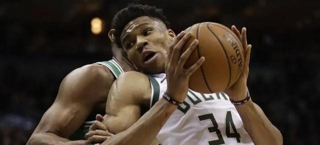 大比分惨败,球队战绩颓势下滑 大比分惨败,球队战绩颓势下滑