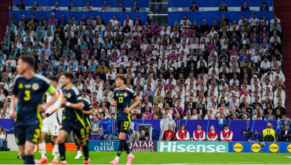 爱体育官网-德国豪取胜利,赢得欧洲杯预选赛胜利