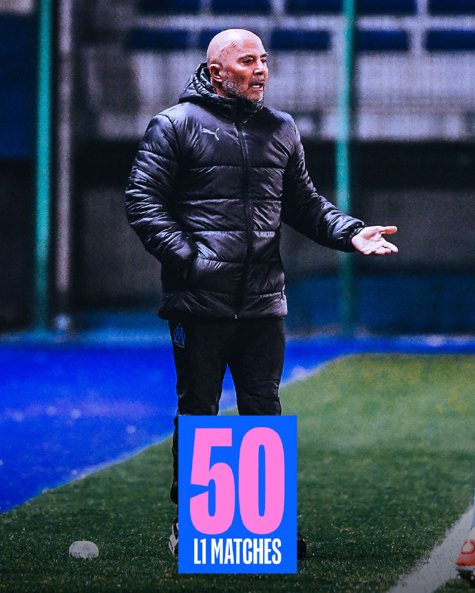 雷恩足球俱乐部球员兢兢业业备战下一场比赛 雷恩足球俱乐部球员兢兢业业备战下一场比赛