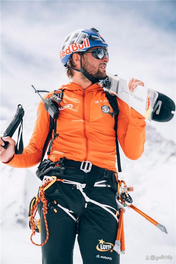 奥地利选手在比赛中展现实力 奥地利选手在比赛中展现实力