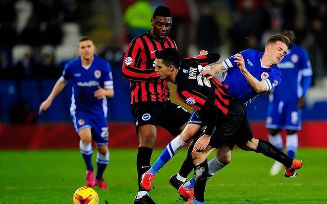 爱体育官方网站-赫塔菲主场逼平对手,奋力保持不败