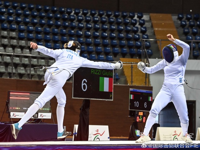 爱体育-击剑比赛中德国选手连胜,斩获金牌