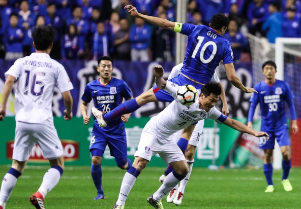 尤文客场大败,小组出线形势堪忧 尤文客场大败,小组出线形势堪忧