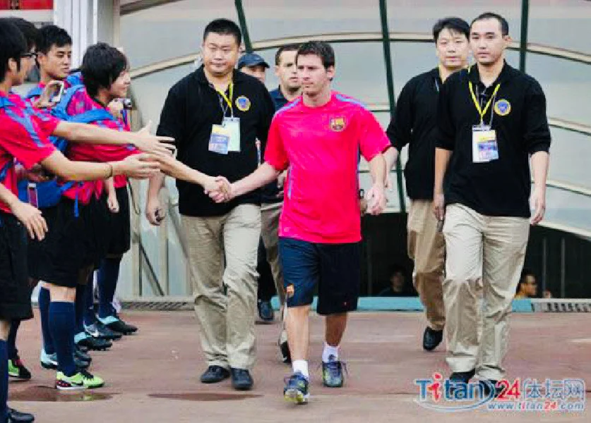 弗拉门戈成功力挽狂澜,取得宝贵三分 弗拉门戈成功力挽狂澜,取得宝贵三分