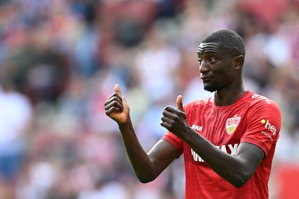 爱体育官网-施图加特新援表现稳定,成为球队中坚力量