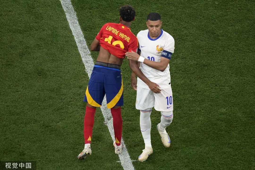 欧洲杯半决赛第二回合,球迷关注的焦点在哪里? 欧洲杯半决赛第二回合,球迷关注的焦点在哪里?