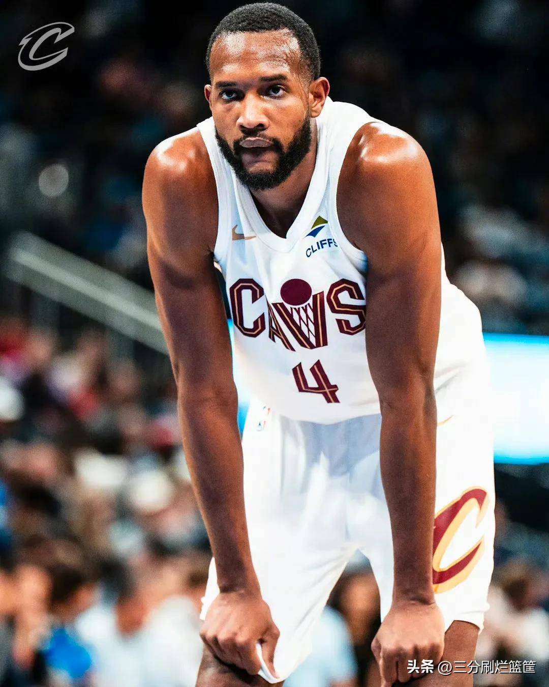 爱体育官方网站-骑士不敌魔术,拉文砍下全队最高分