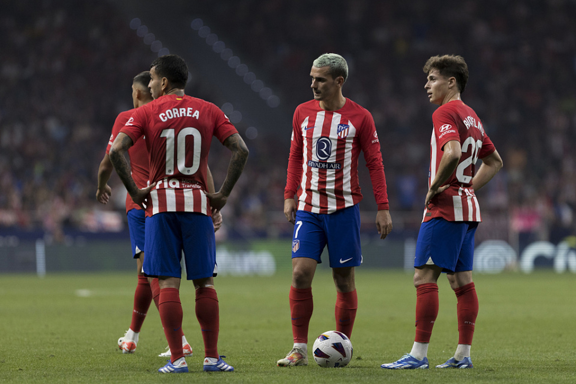 爱体育官方网站-欧国联赛事精致盛宴,球迷热情高涨