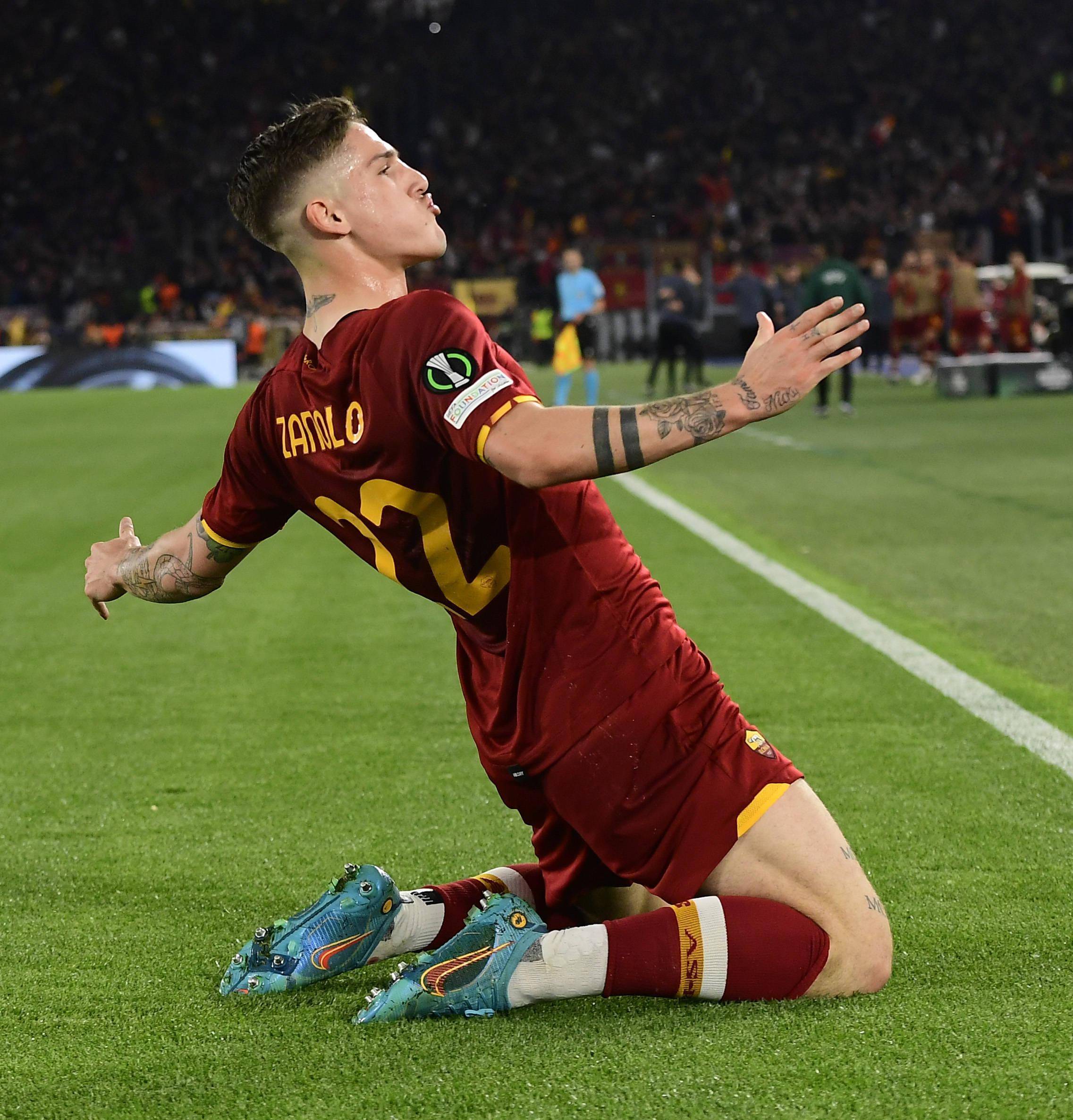 尤文图斯客场不敌罗马,遭受失利 尤文图斯客场不敌罗马,遭受失利