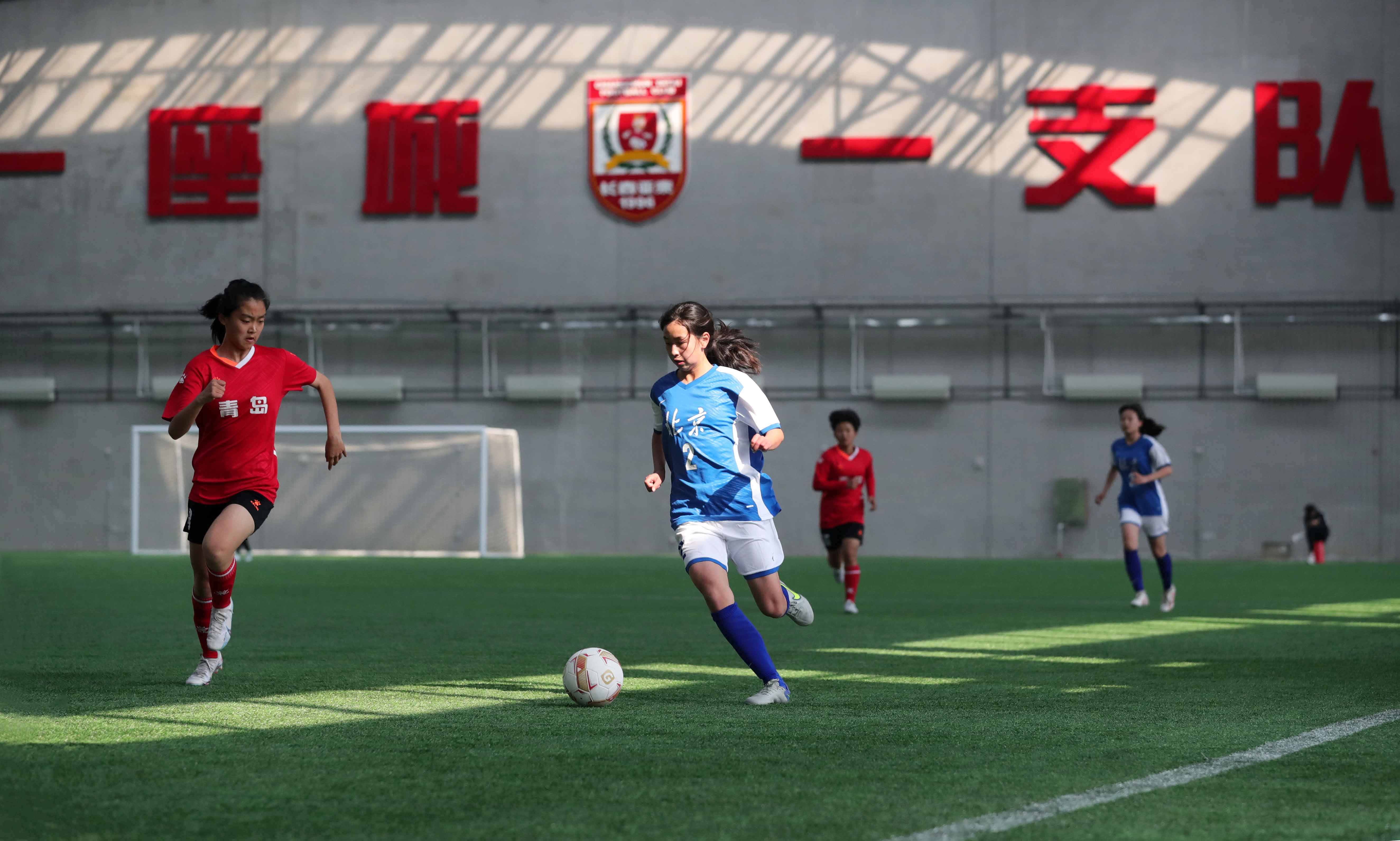 全国足球联赛女队取得连胜势头不可阻挡 全国足球联赛女队取得连胜势头不可阻挡