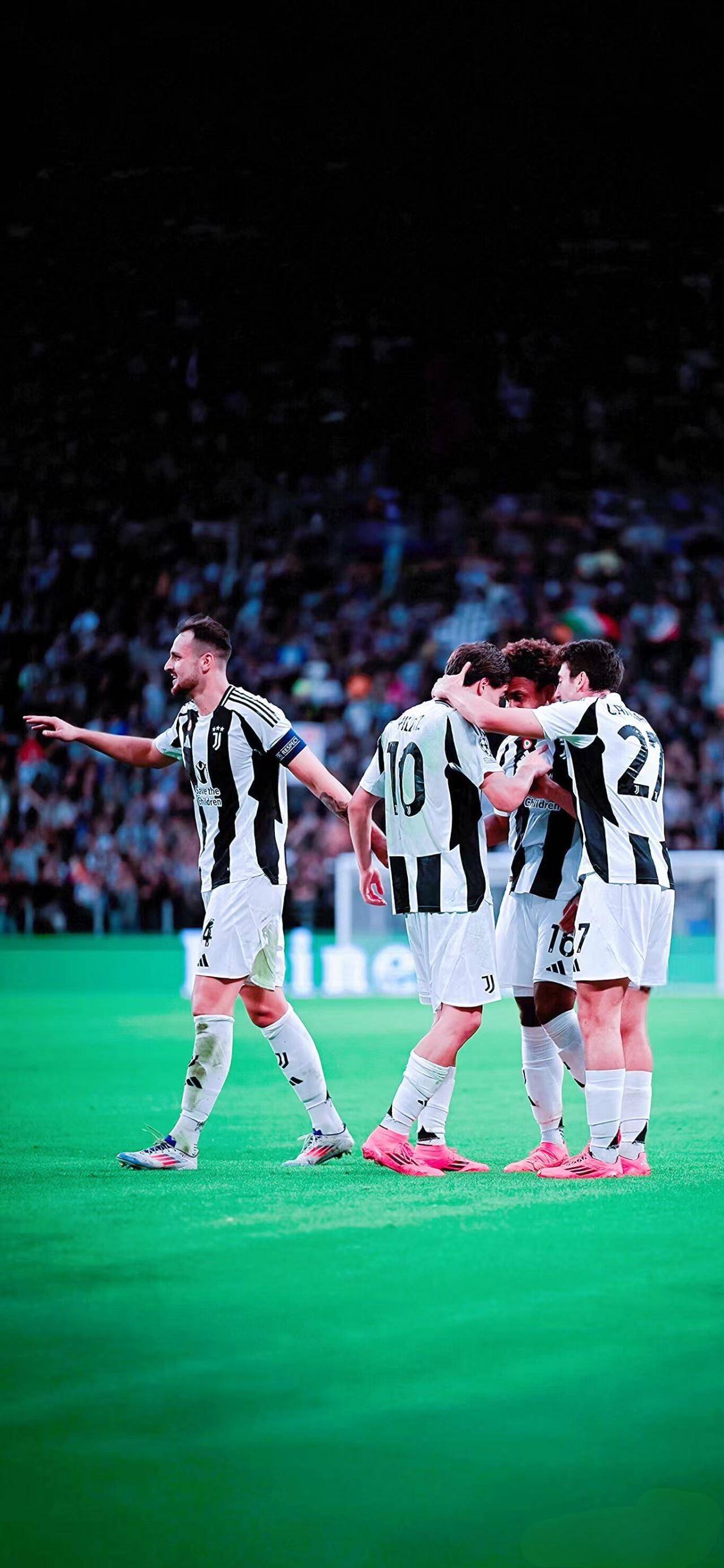 尤文图斯防线稳固,助球队保持不败 尤文图斯防线稳固,助球队保持不败