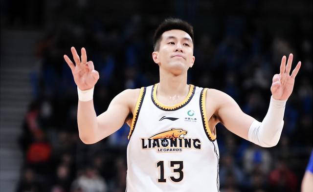 明星篮球运动员全心投入社会公益事业 明星篮球运动员全心投入社会公益事业