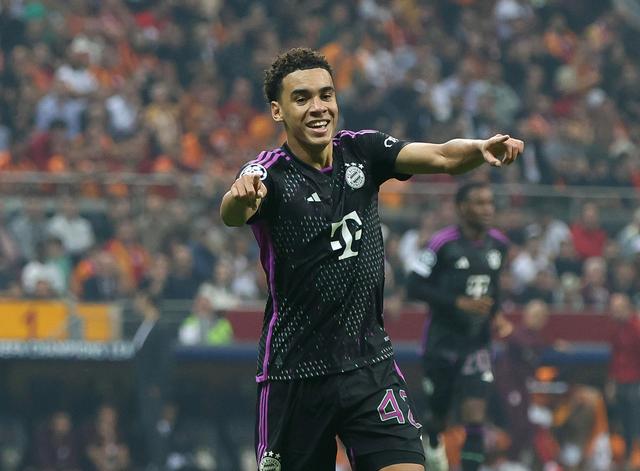 爱体育官方网站-拜仁慕尼黑丢掉领先优势,争冠形势有所改变