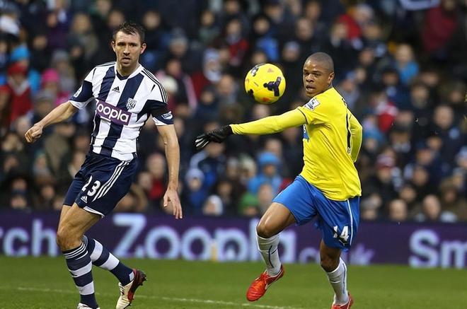 水晶宫惨败赫尔城,降级形势扑朔迷离 水晶宫惨败赫尔城,降级形势扑朔迷离