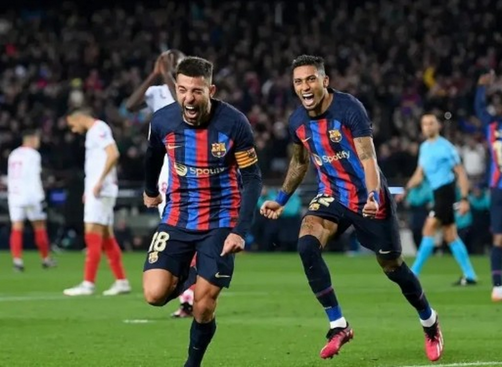 爱体育官方网站-里昂在主场不敌了巴塞罗那，晋级欧冠四强