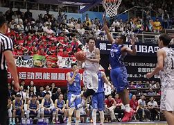 爱体育-巴拿马篮球锦标赛四分卫决战，天才球员表现卓越