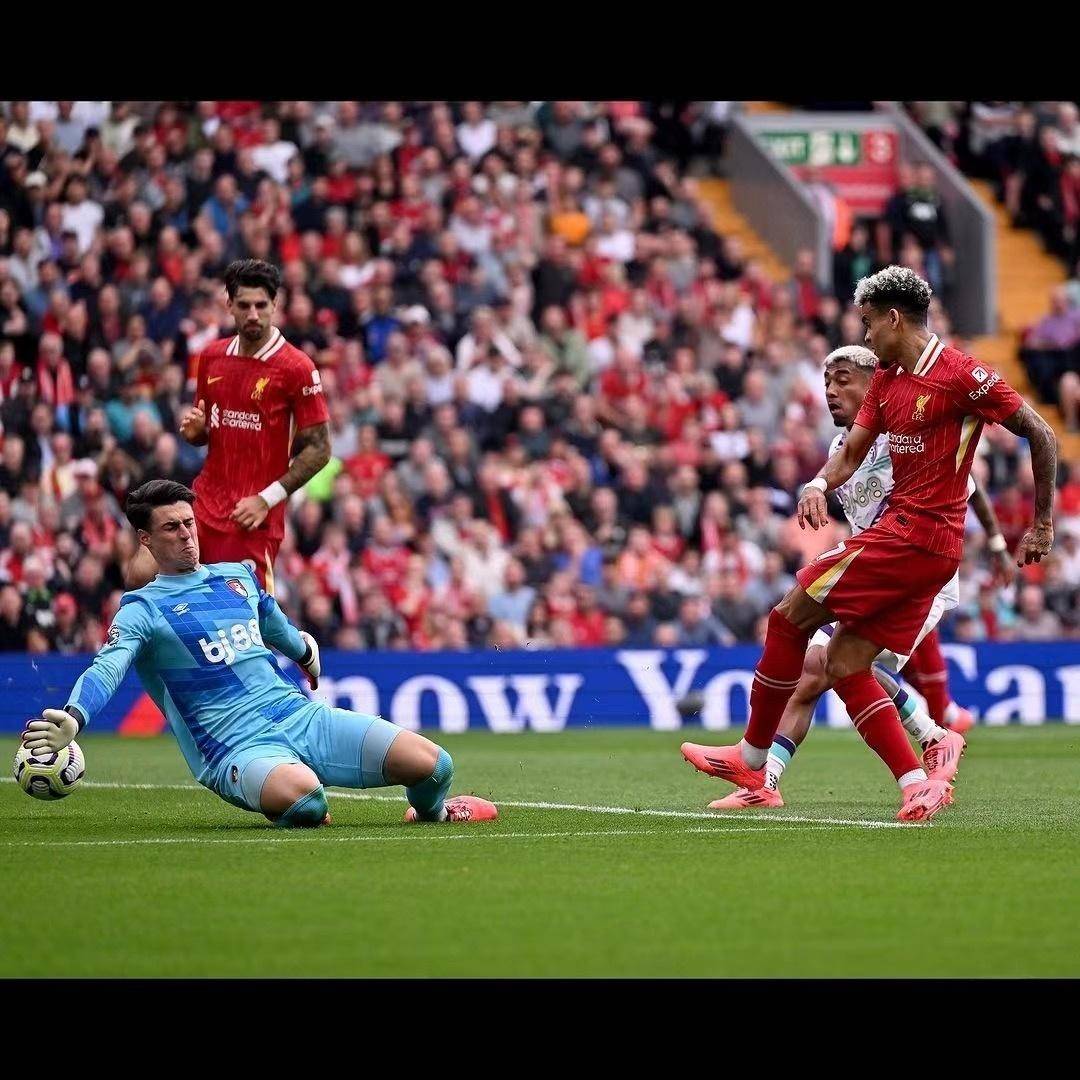 切尔西全面击溃对手,淘汰赛前景一片看好 切尔西全面击溃对手,淘汰赛前景一片看好