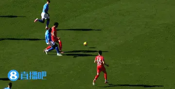 爱体育官方网站-主教练挥手示意,球员打劫补射得手