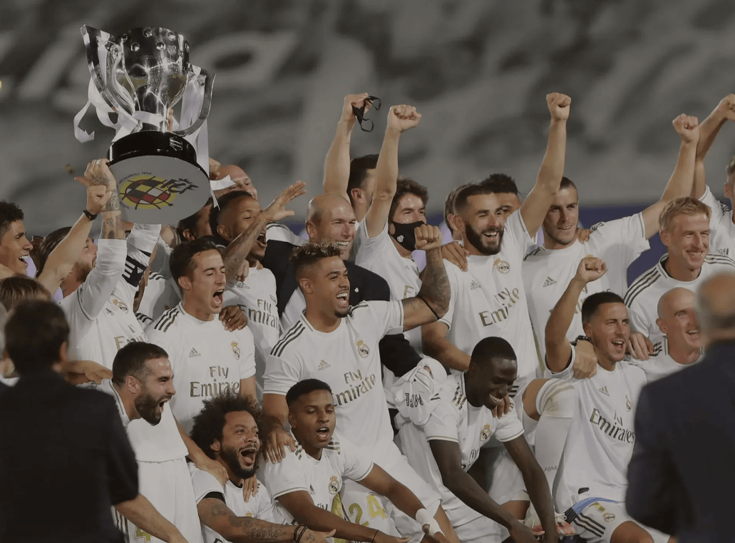 巴伦西亚前锋打破进球荒,捧得最佳射手奖 巴伦西亚前锋打破进球荒,捧得最佳射手奖