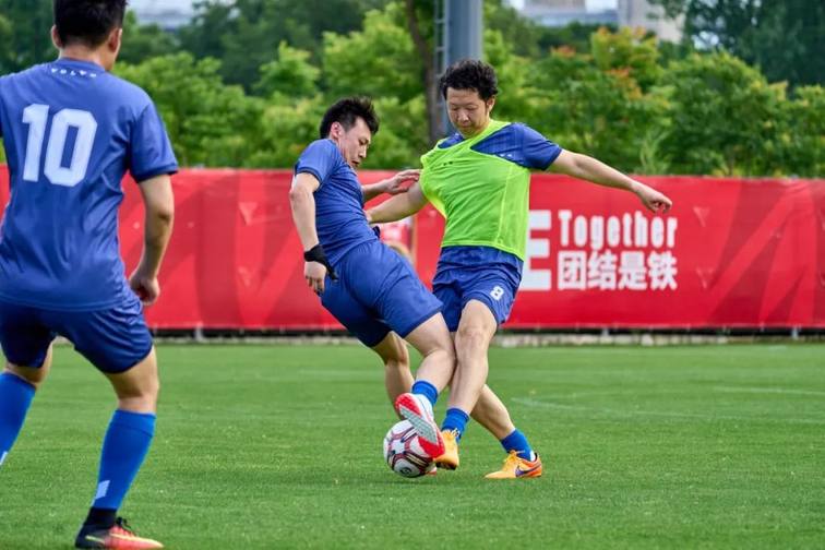 爱体育官方网站-战术灵活运用令球队无往不利