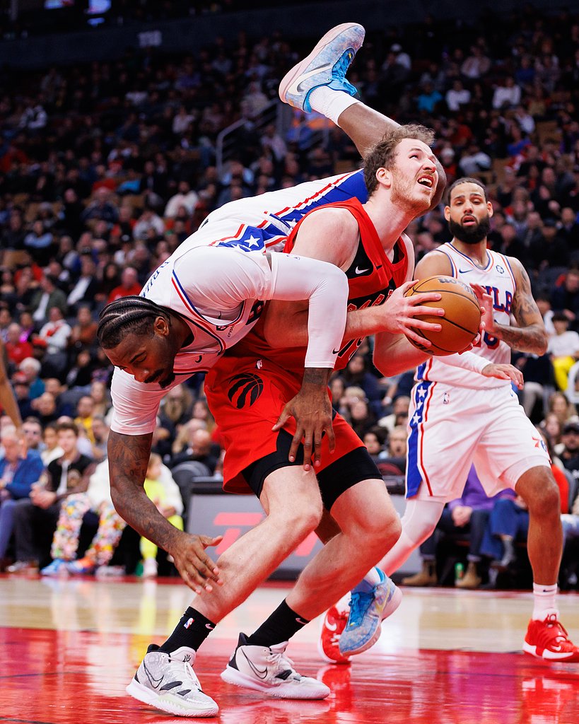 欧国际赛事激烈对抗,球员表现出色 欧国际赛事激烈对抗,球员表现出色