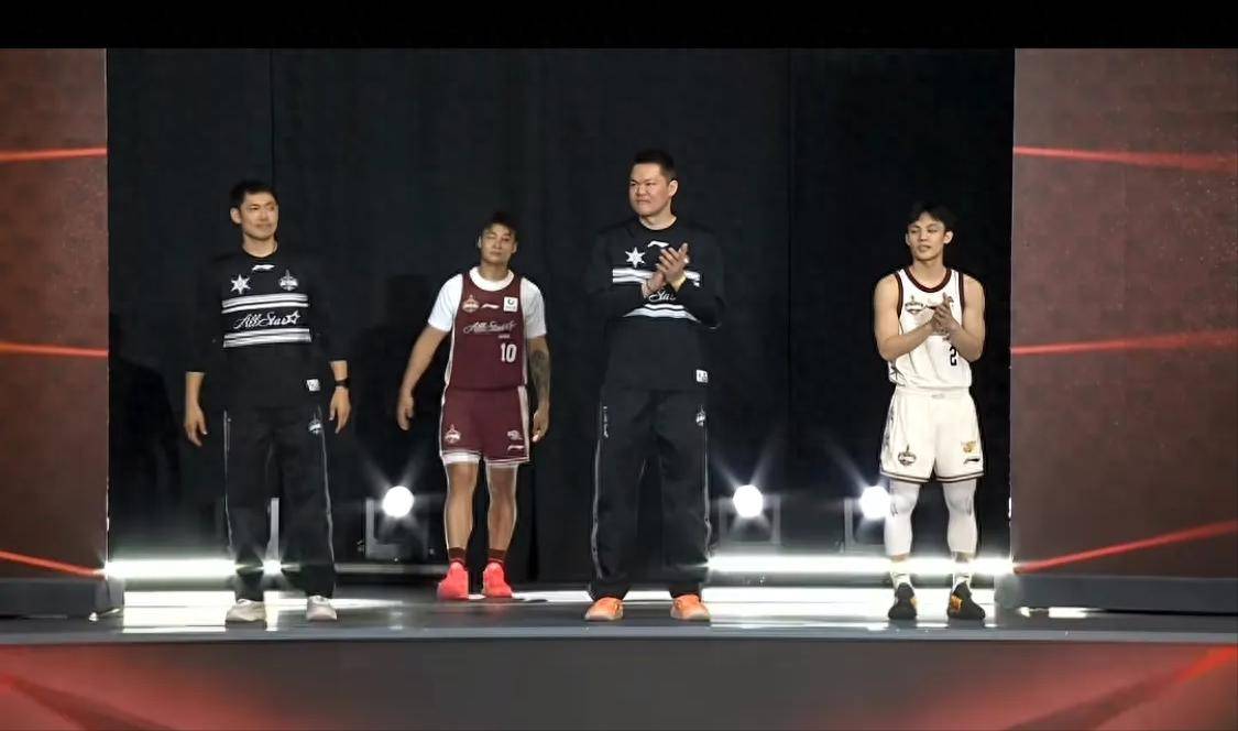 名宿球员宣布退役,球迷泪洒赛场 名宿球员宣布退役,球迷泪洒赛场