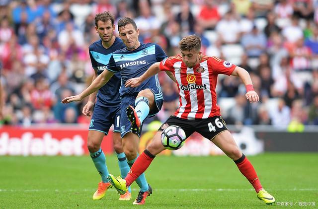 爱体育官方网站-佛罗伦萨锋线多点开花,球队攻击火力强劲