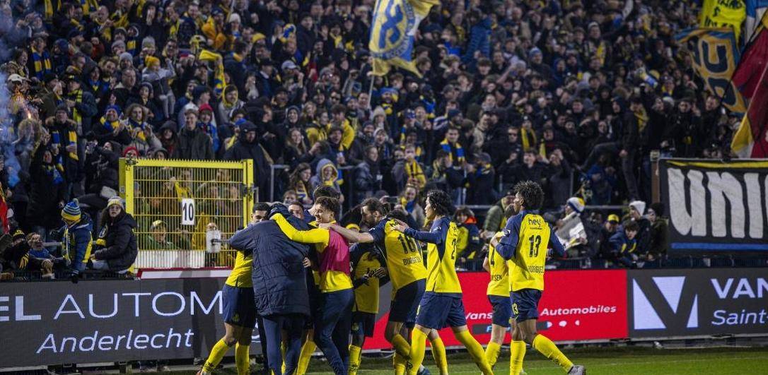 阿贾克斯将挑战多特蒙德,争取胜利 阿贾克斯将挑战多特蒙德,争取胜利