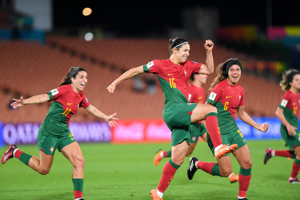 葡萄牙足球队在欧国联赛场上一路顺风 葡萄牙足球队在欧国联赛场上一路顺风