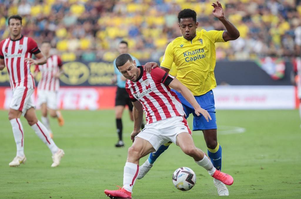 爱体育官方网站-那不勒斯主教练:需要改进球队战术,提高比赛稳定性