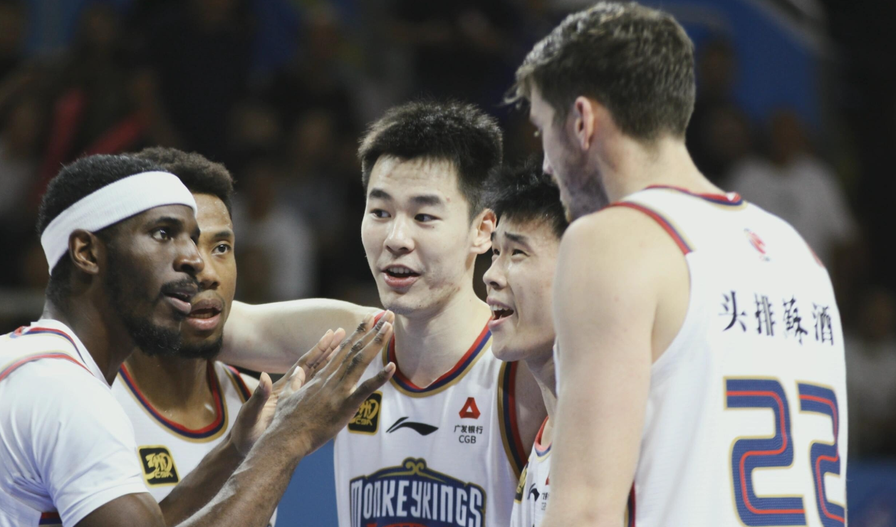 球员隐疾曝光,球队马上调整备战! 球员隐疾曝光,球队马上调整备战!