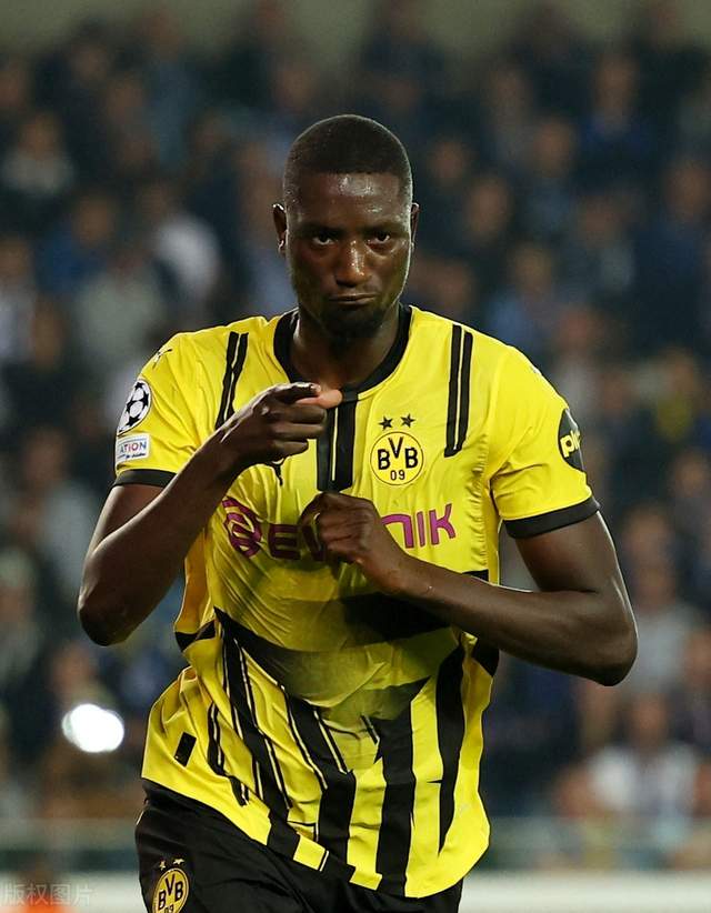 爱体育官方网站-多特蒙德前锋状态正佳,连续5场比赛斩获进球