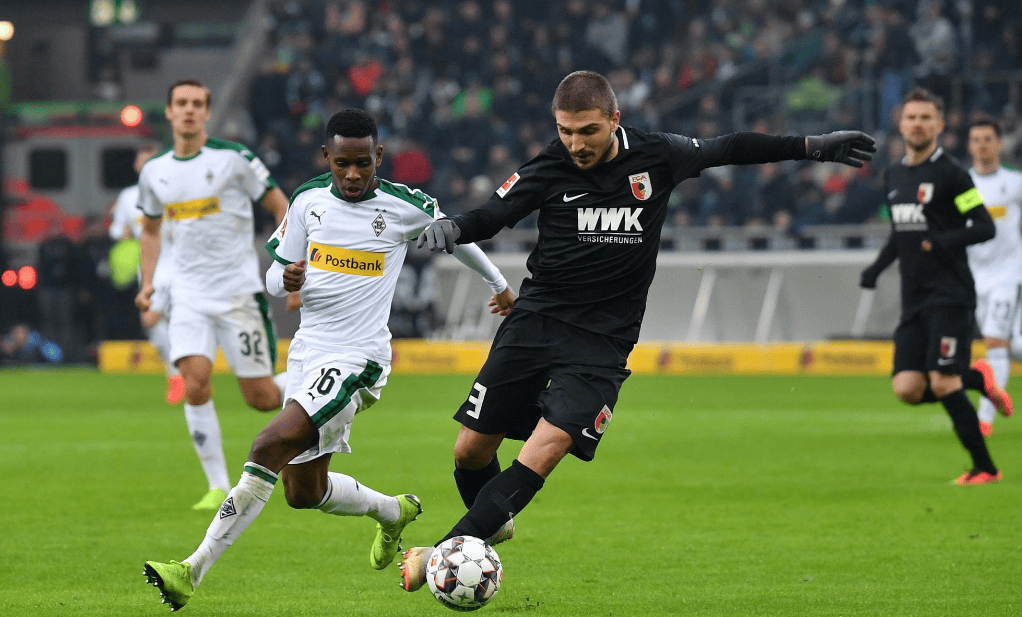 多特蒙德前锋状态正佳,连续5场比赛斩获进球 多特蒙德前锋状态正佳,连续5场比赛斩获进球