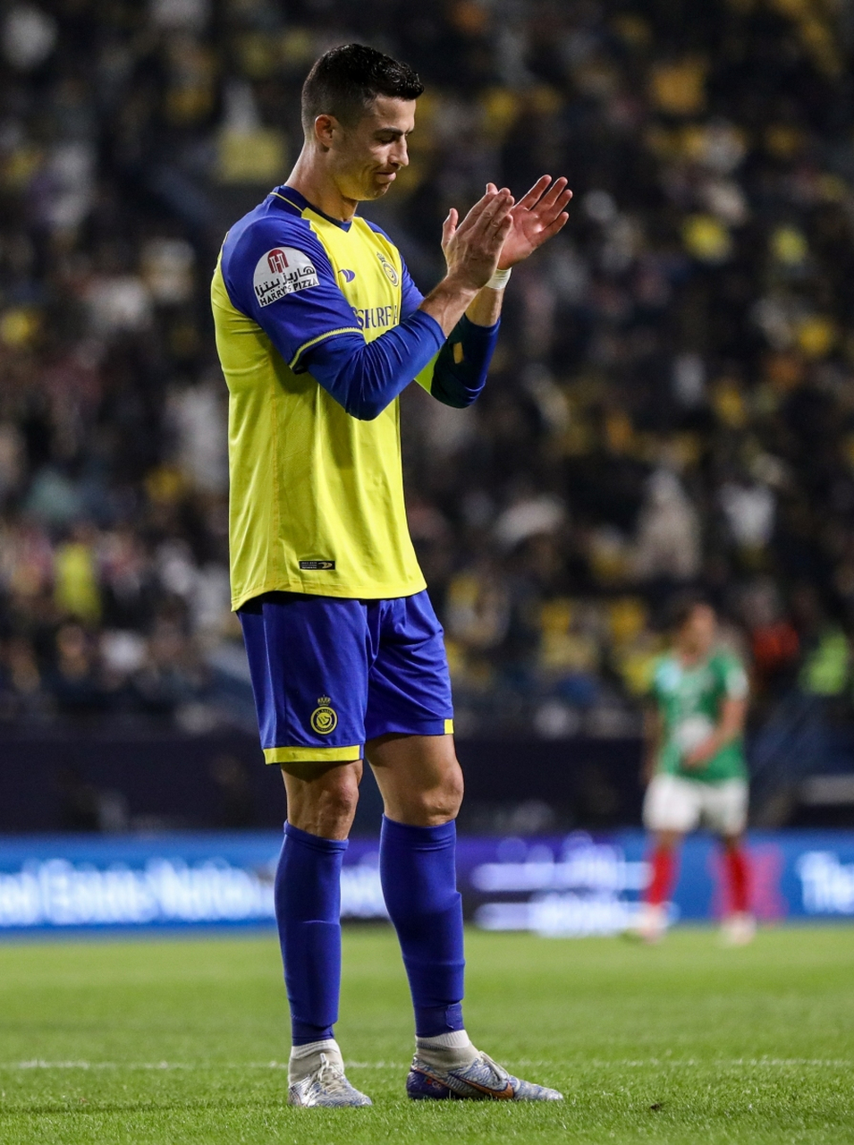 伊朗球队力克对手,勇夺胜利 伊朗球队力克对手,勇夺胜利