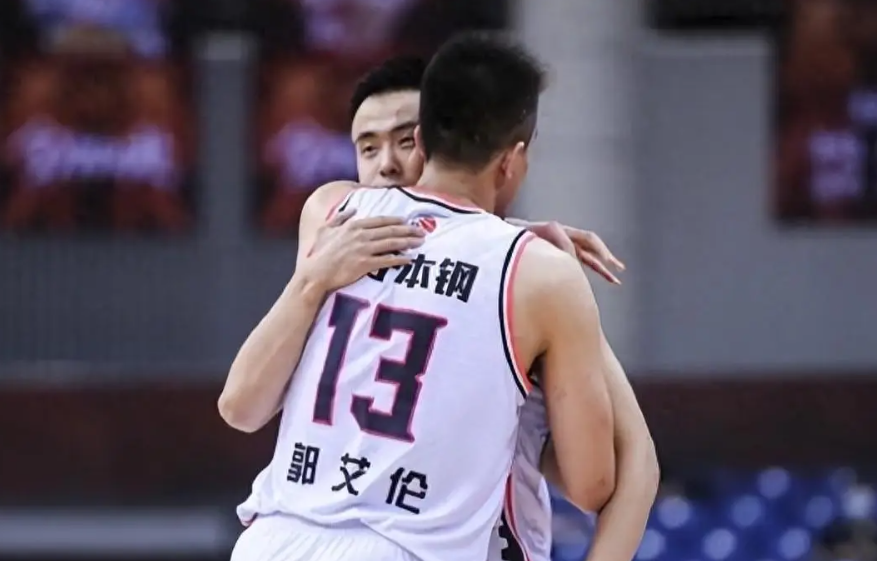 纽伦堡绝杀获得胜利让球迷雀跃 纽伦堡绝杀获得胜利让球迷雀跃