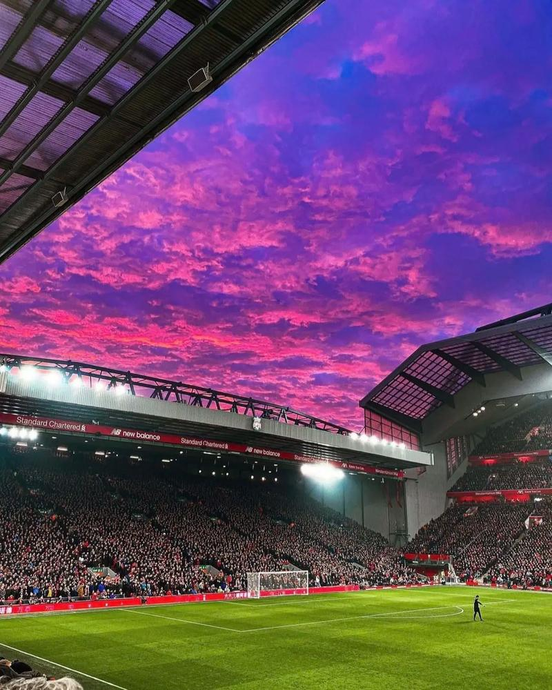 爱体育-广岛迎战重庆,谁能笑到最后