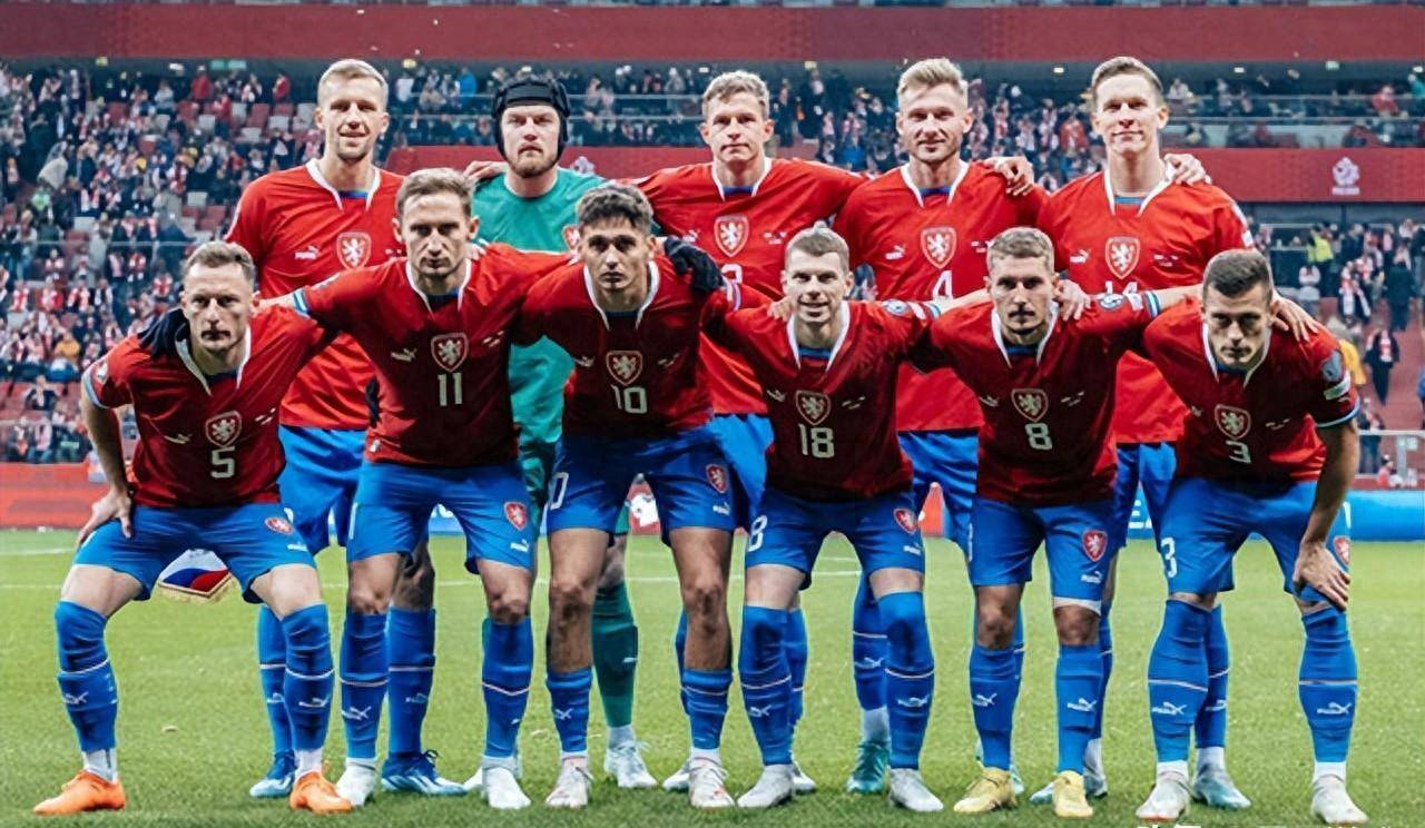 捷克队大胜挪威,晋级希望备受期待 捷克队大胜挪威,晋级希望备受期待