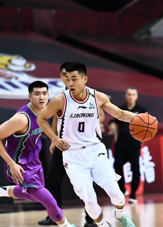 山东男篮连下三城,成为不可逾越的强队 山东男篮连下三城,成为不可逾越的强队