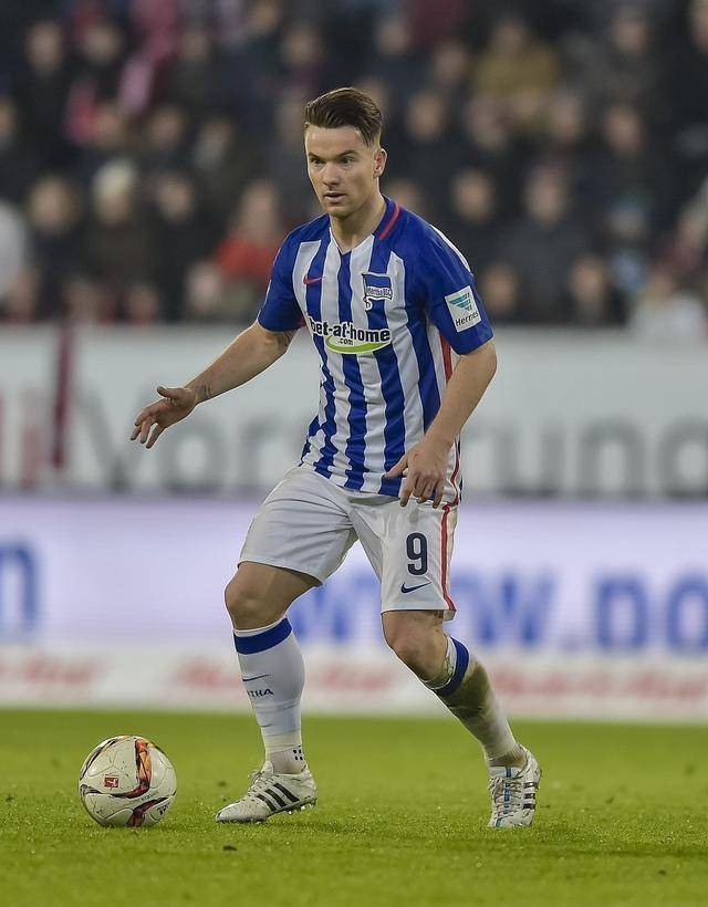 爱体育官网-柏林赫塔继续发挥稳定,取得双杀