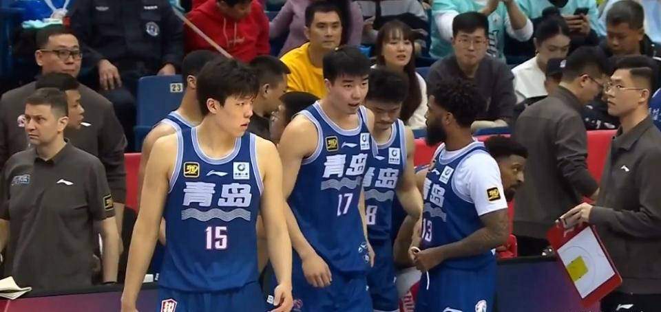 爱体育-浙江男篮迎战青岛队,争夺季后赛资格