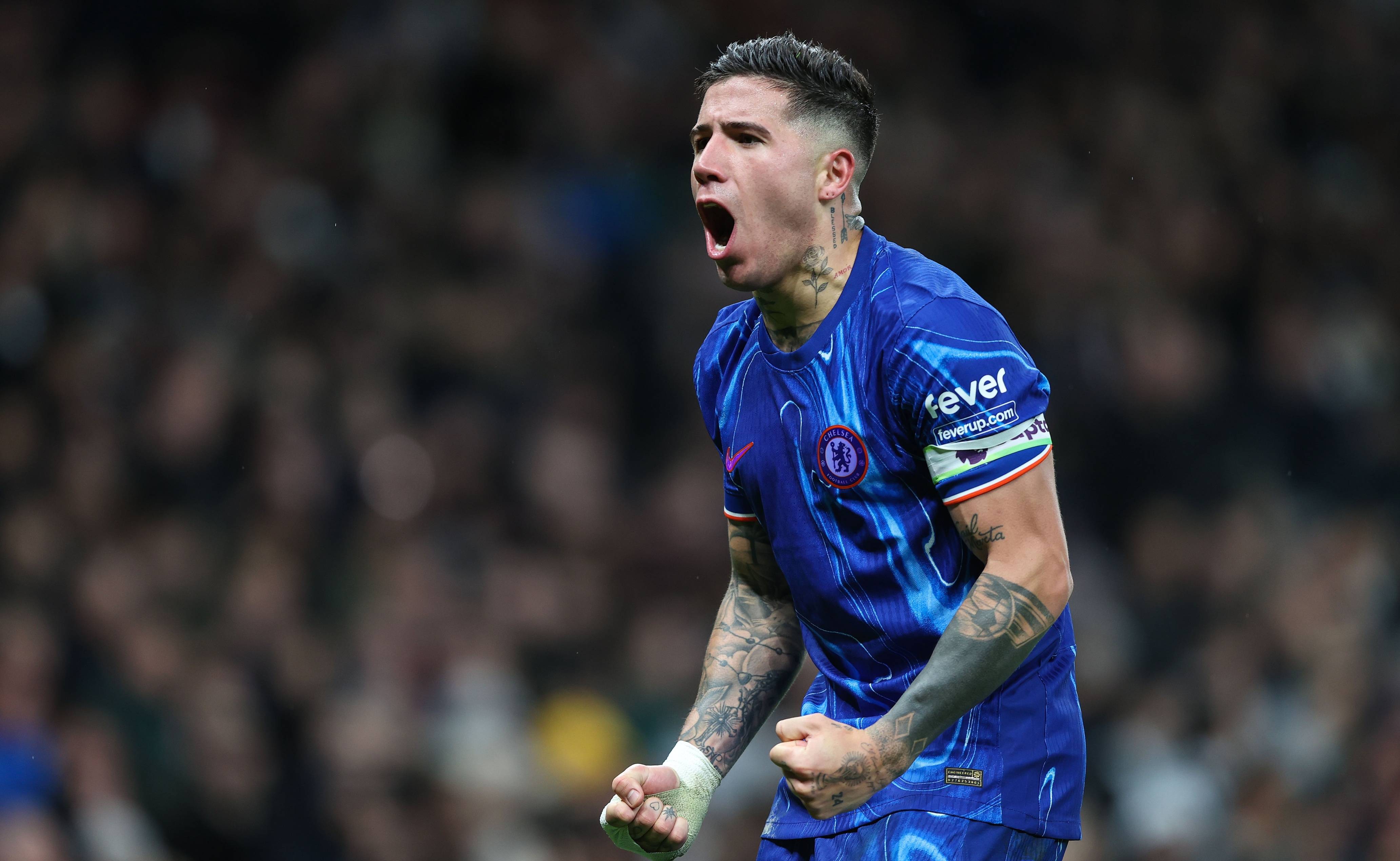 爱体育-瓦伦西亚不敌托特纳姆热刺,小组出线形势不妙