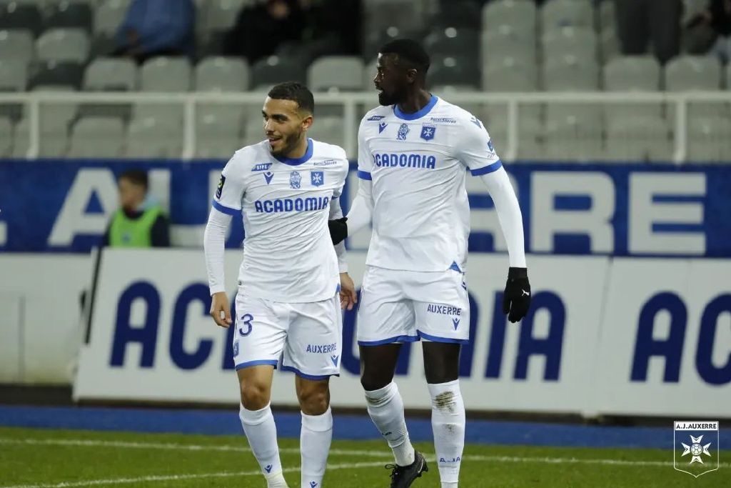 爱体育官方网站-雷恩客场击败昂热,全取三分