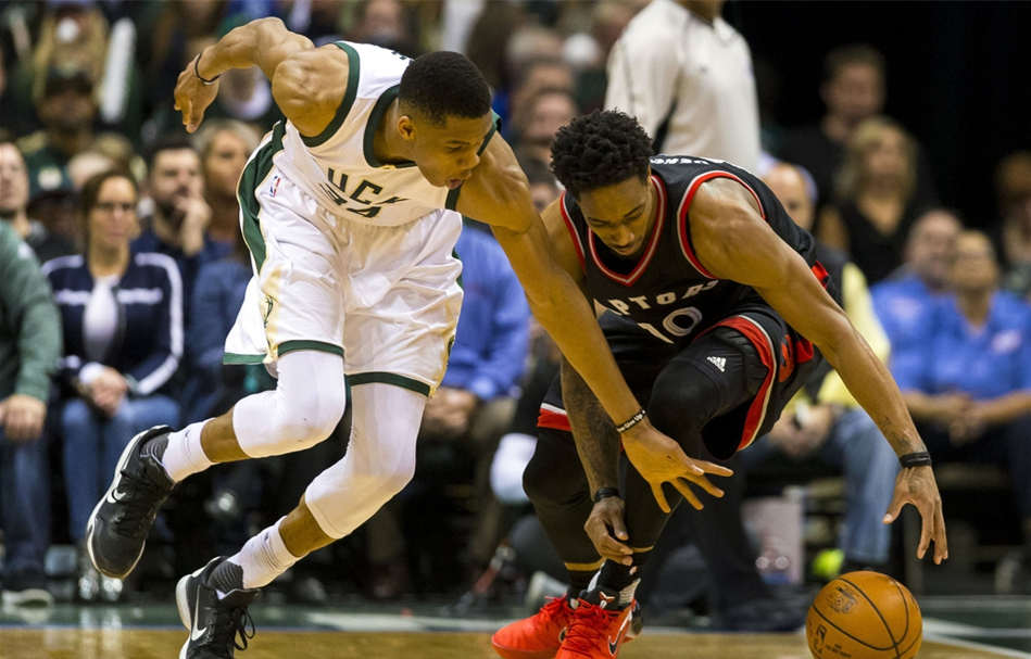 爱体育官网-雄鹿不敌猛龙,教练组展开内部反思