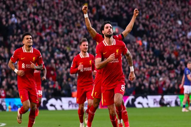 利物浦客场喜获胜利锋线表现抢眼 利物浦客场喜获胜利锋线表现抢眼