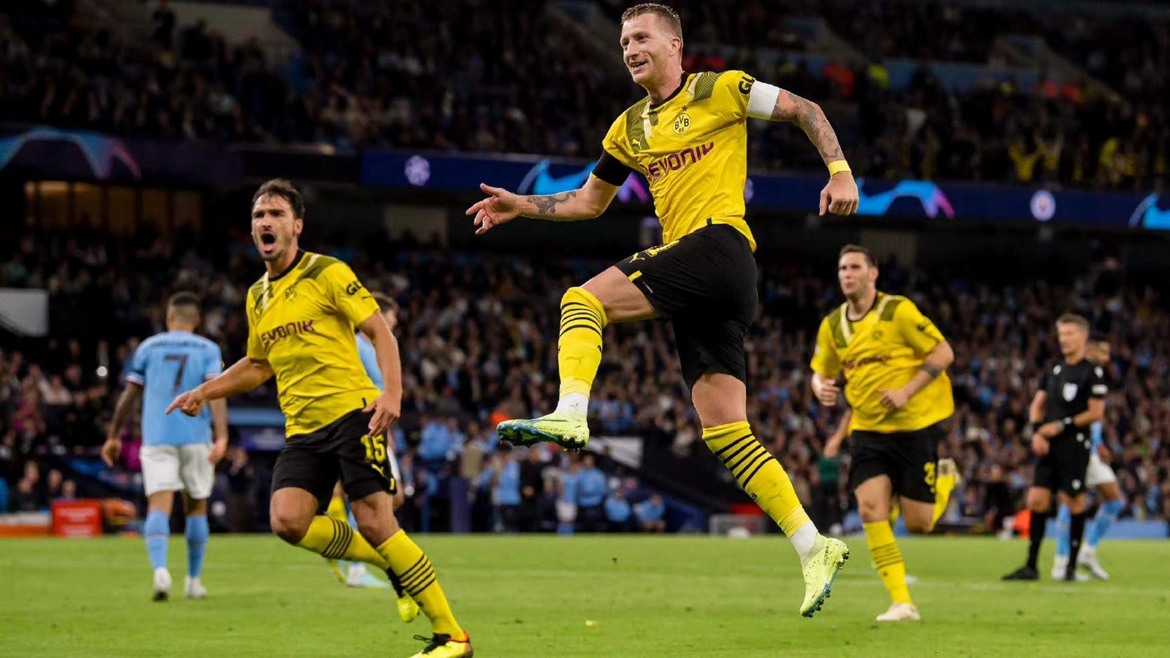 多特蒙德主场惨败科隆,遭遇德甲连败 多特蒙德主场惨败科隆,遭遇德甲连败