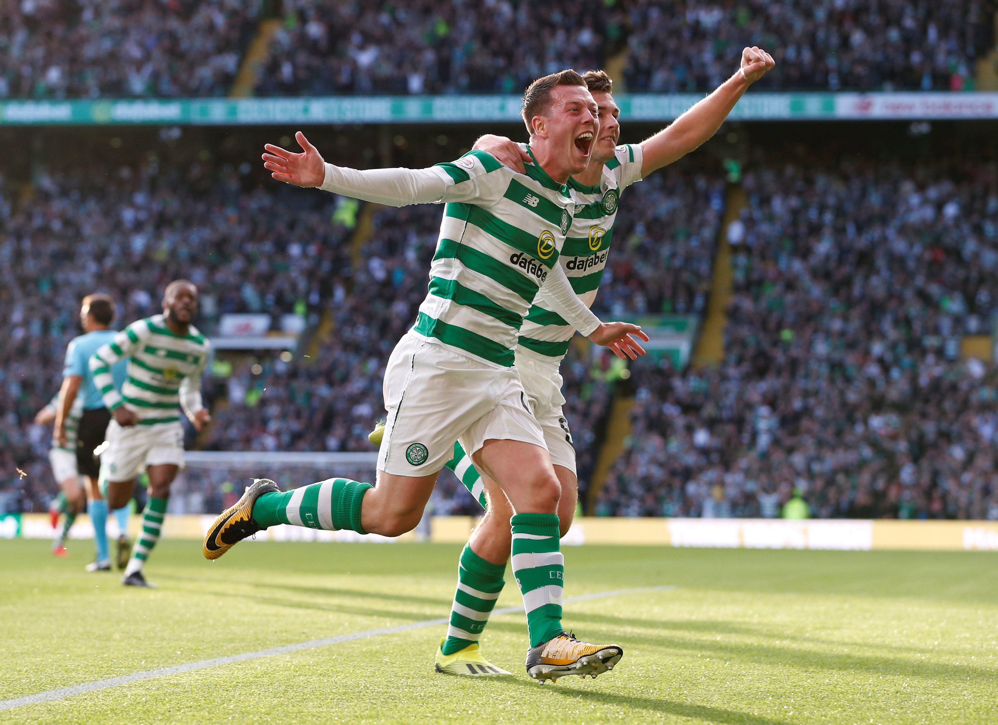 巴伐利亚决赛夺冠,德国德比战围观者欣喜 巴伐利亚决赛夺冠,德国德比战围观者欣喜