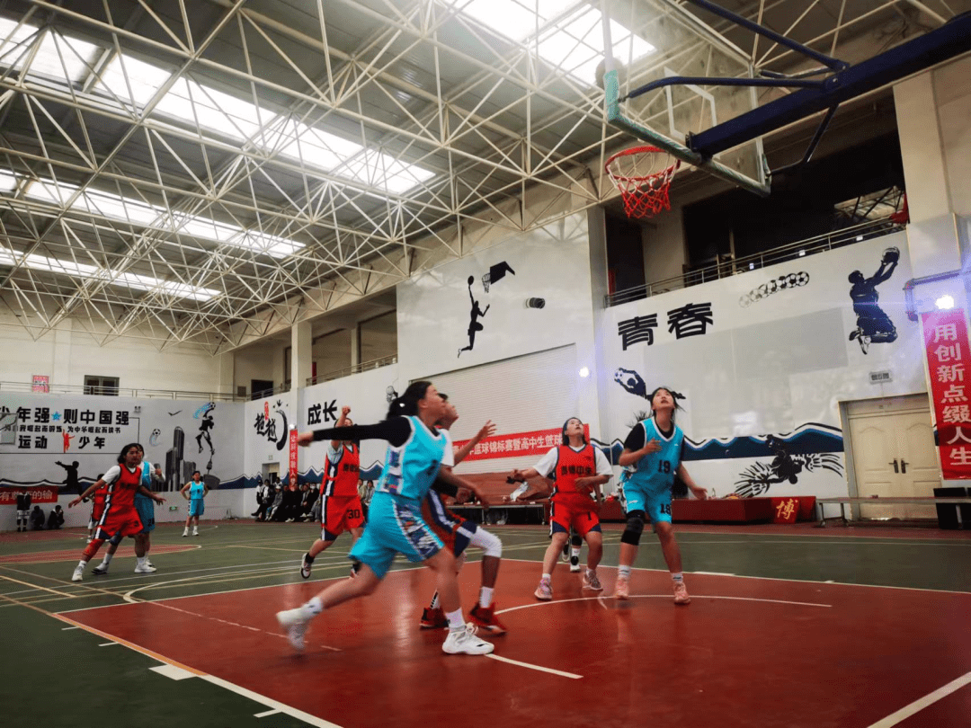 爱体育官方网站-青海篮球队大比分击败，发挥稳定